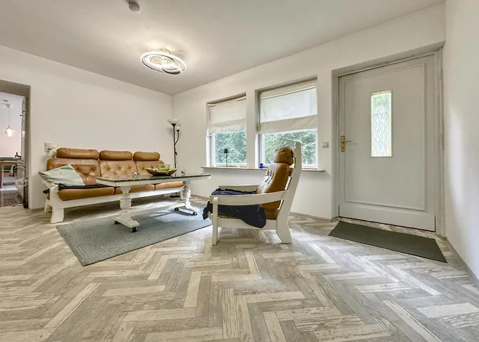 Koenigspfalzblick Semesterbostad