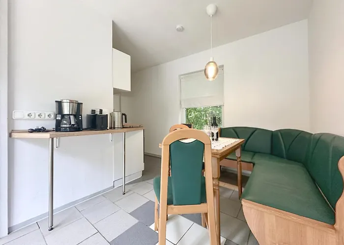 Semesterbostad Koenigspfalzblick *