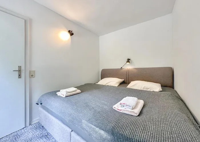 Koenigspfalzblick Semesterbostad